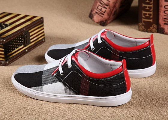 Burberry Fashion Men Sneakers--063